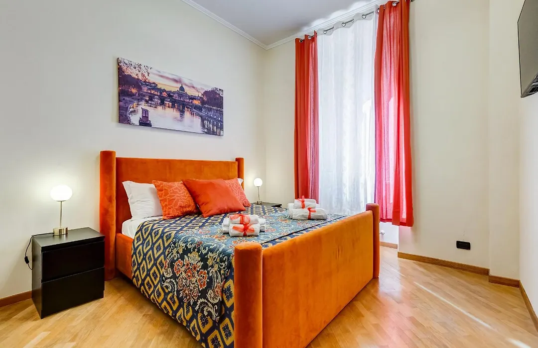 Serenity Home Central Station Roma-1
